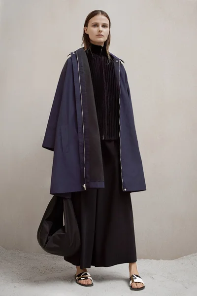 Look 10